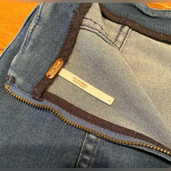Free People Stretch Denim Mini Skirt size 4 - Picture 6 of 9
